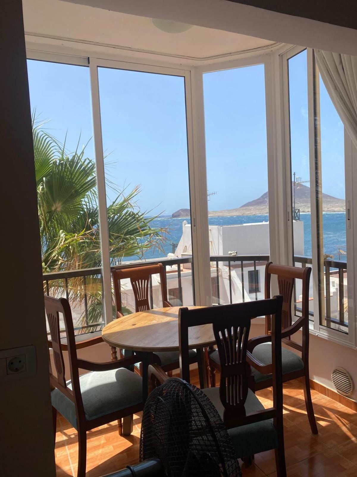 Ocean View El Medano Center Apartment ภายนอก รูปภาพ
